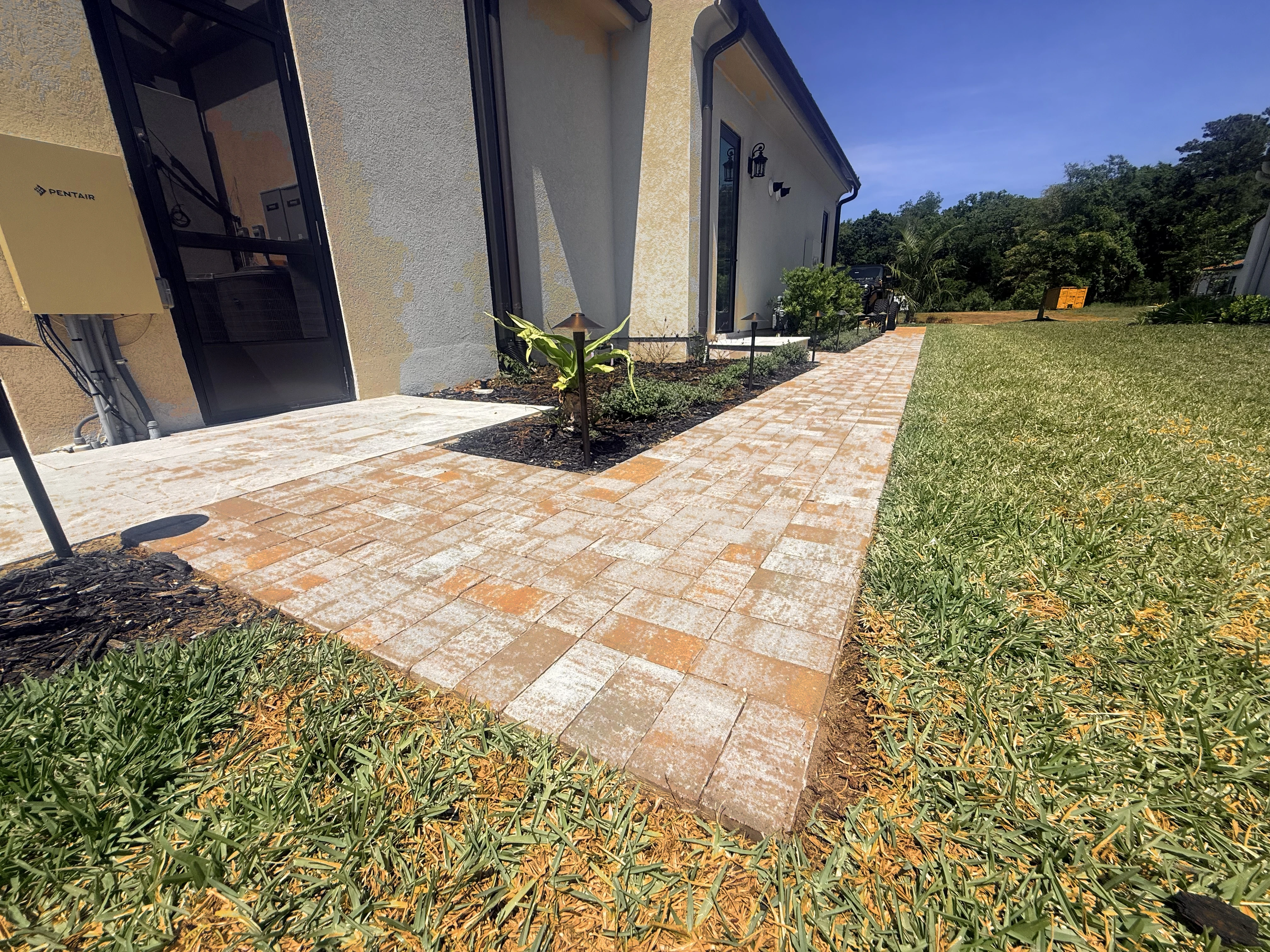 Preview of side walkway after color-enhancing restoration